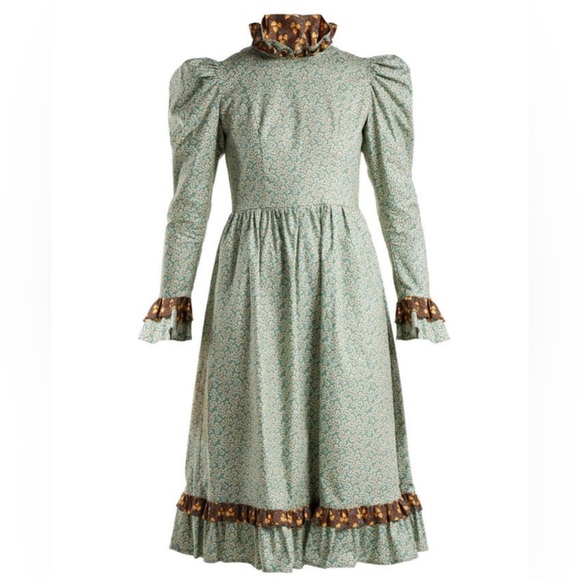 green emerald velvet dress Spring Prairie Dress in Ditsy Apples 0 / Mint Green main image 1